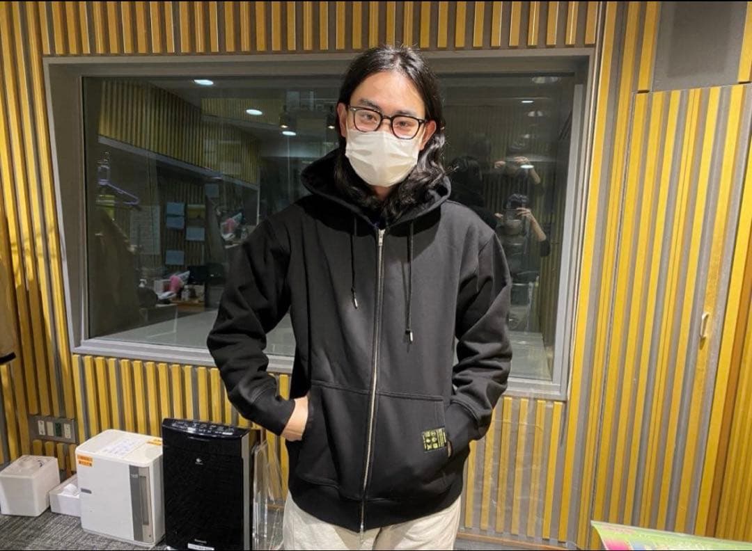 【新品未使用】菅田将暉　オールナイトニッポン　　　パーカー黒 サイズL
