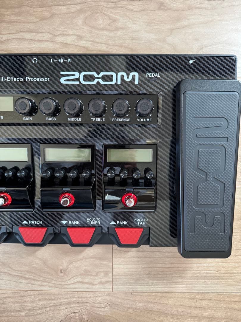 ZOOM G11（ACとBluetoothアダプタ付属）