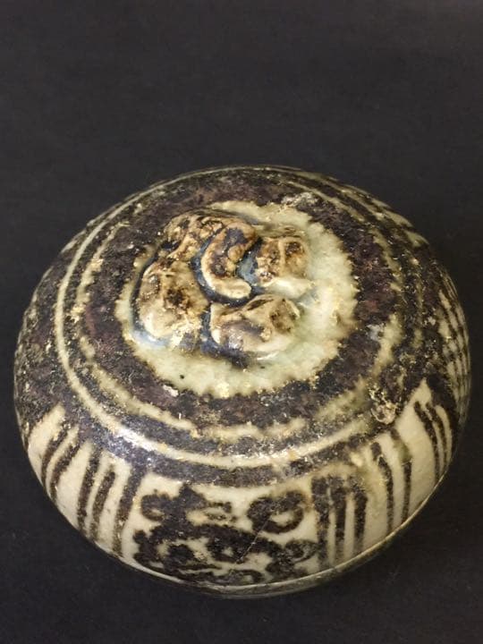 宋金時代 磁州窯 鉄絵塑磁 香合  年代物 宋胡緑