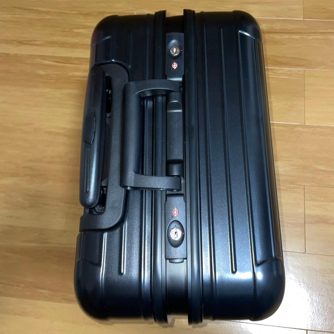スーツケース　35リットル　機内持ち込み