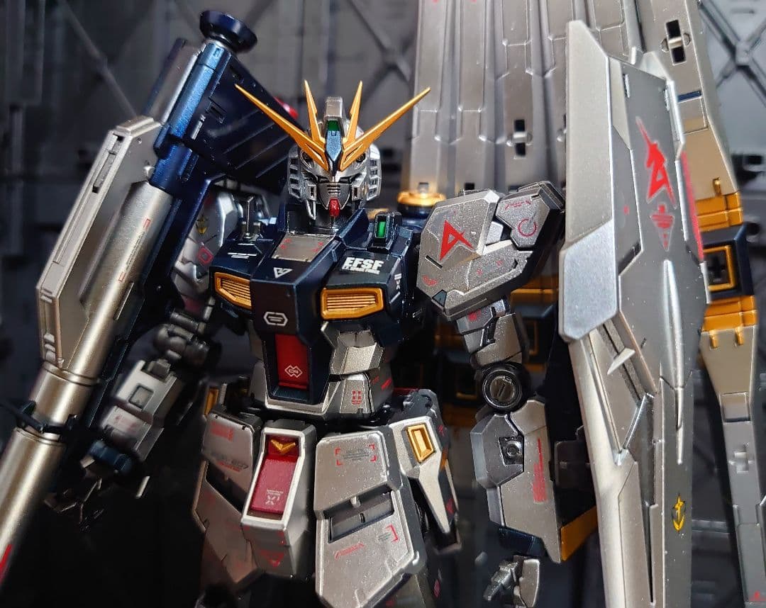 RGvガンダム！メタリック全塗装完成品！