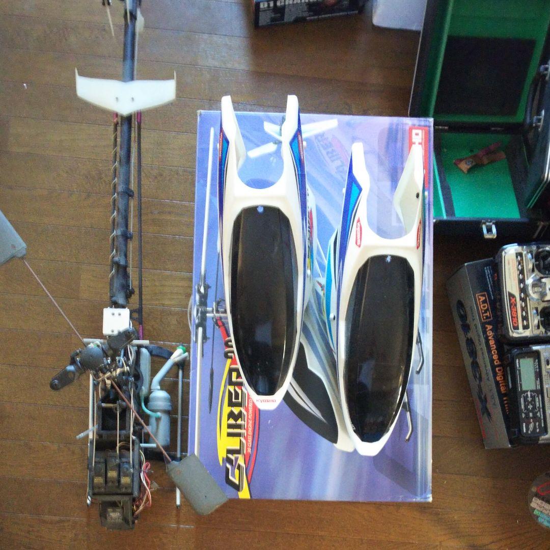 ラジコンヘリ(エンジン)とラジコングライダー(電動)一式