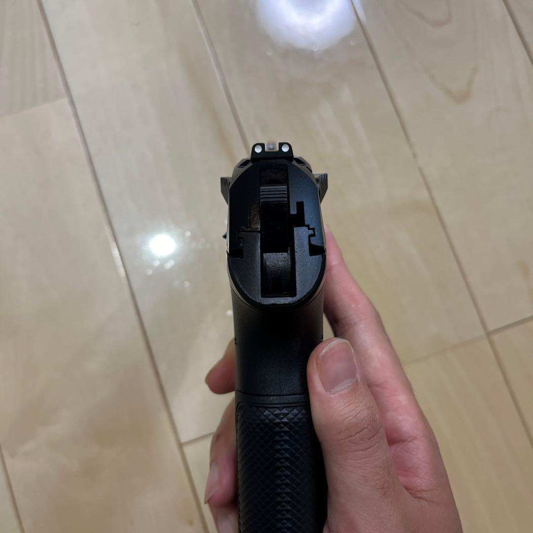 東京マルイ　ガスブローバック　PX4