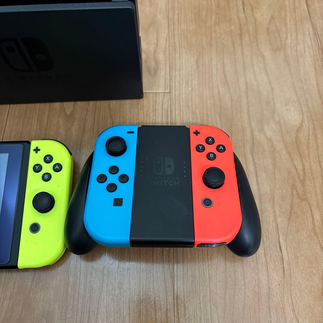 Nintendo switch 本体通常モデル、ドック、ジョイコン4個