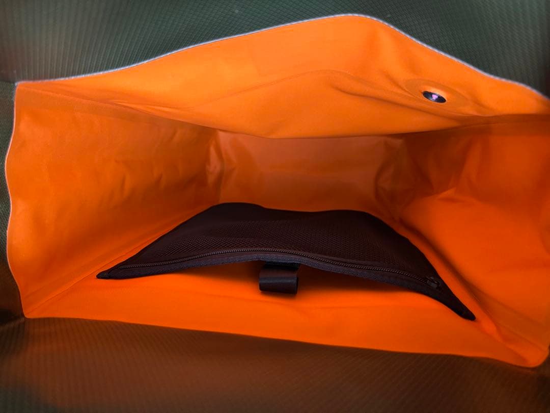 ブロンプトン Waterproof Backpack & Pouch