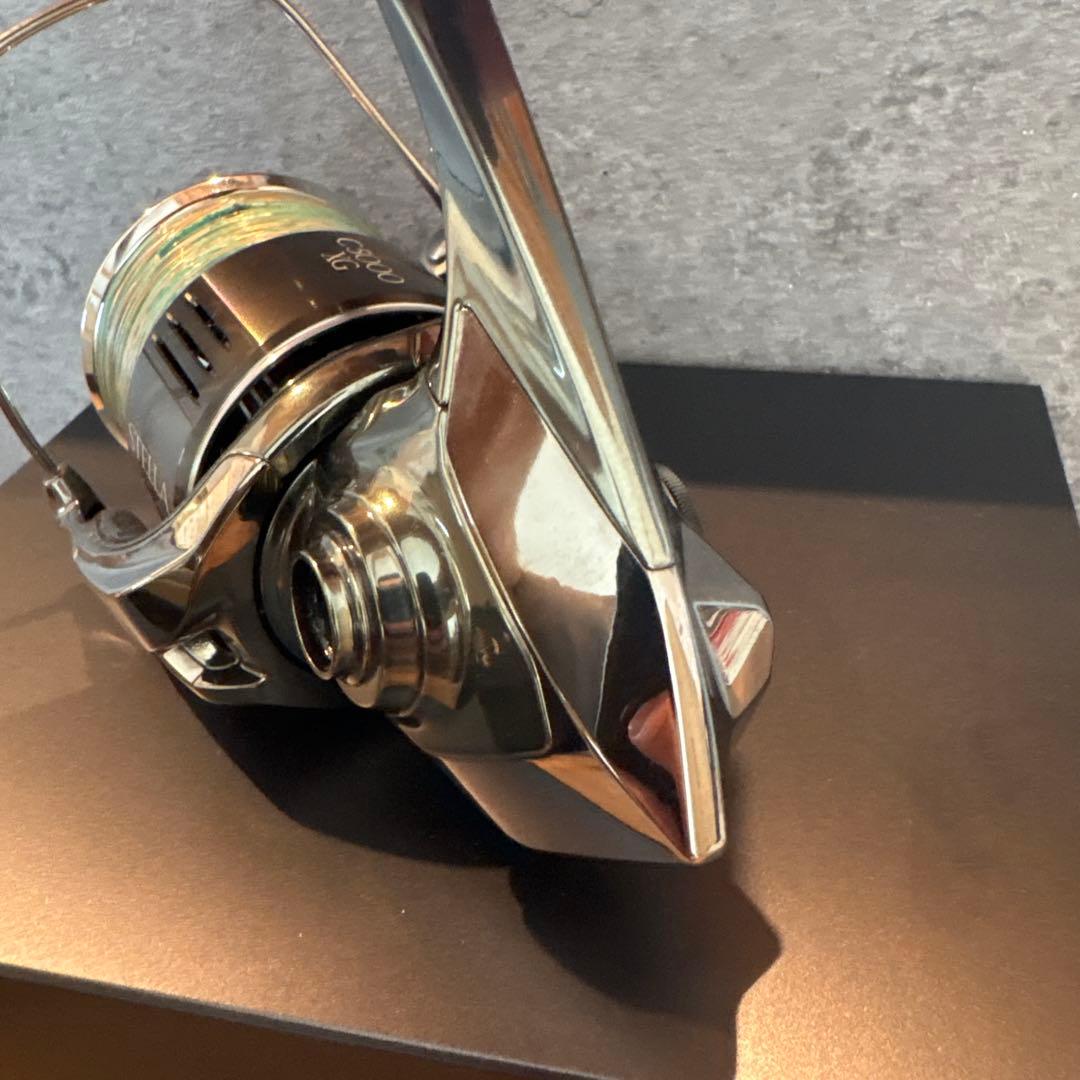 STELLA C5000XG スピニングリール