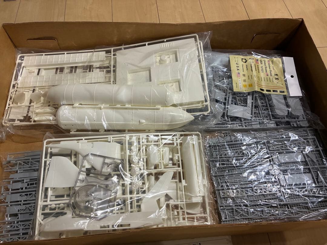 絶版 1/144 REVELL スペースシャトル 発射台 超精密ビックスケ-ル