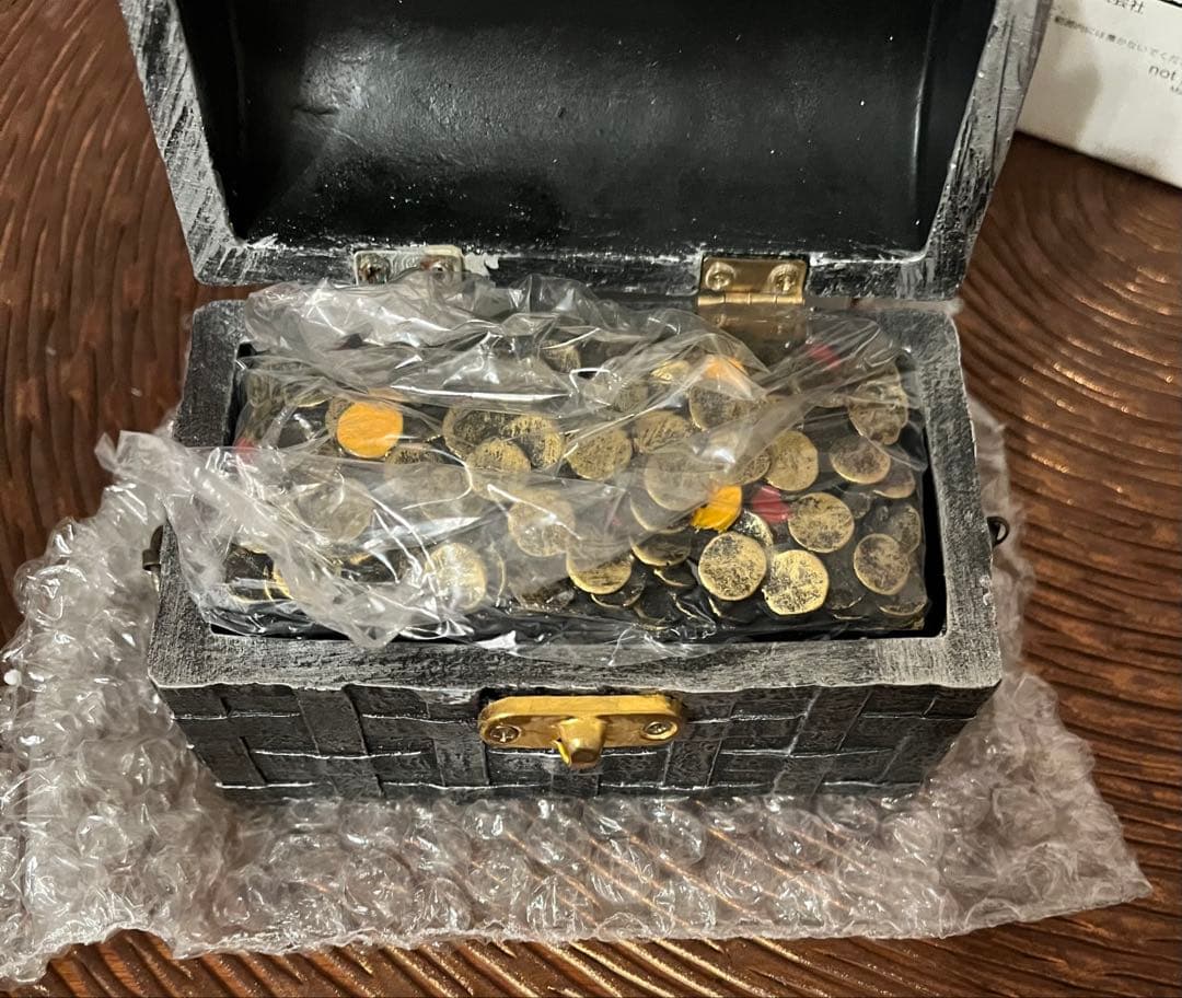 アシェット パイレーツオブカリビアン 宝箱 コンパス ブックカバー