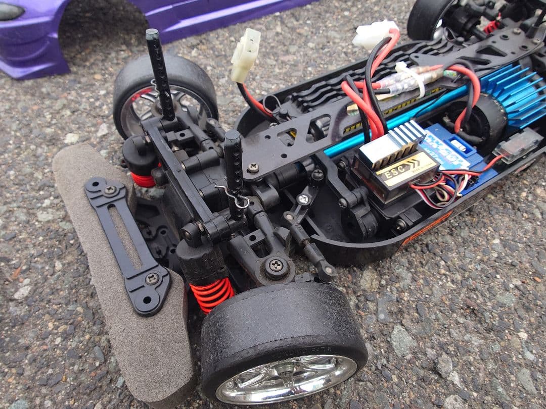 1/10 タミヤ 4WD電動カー ドリフト即走行可
