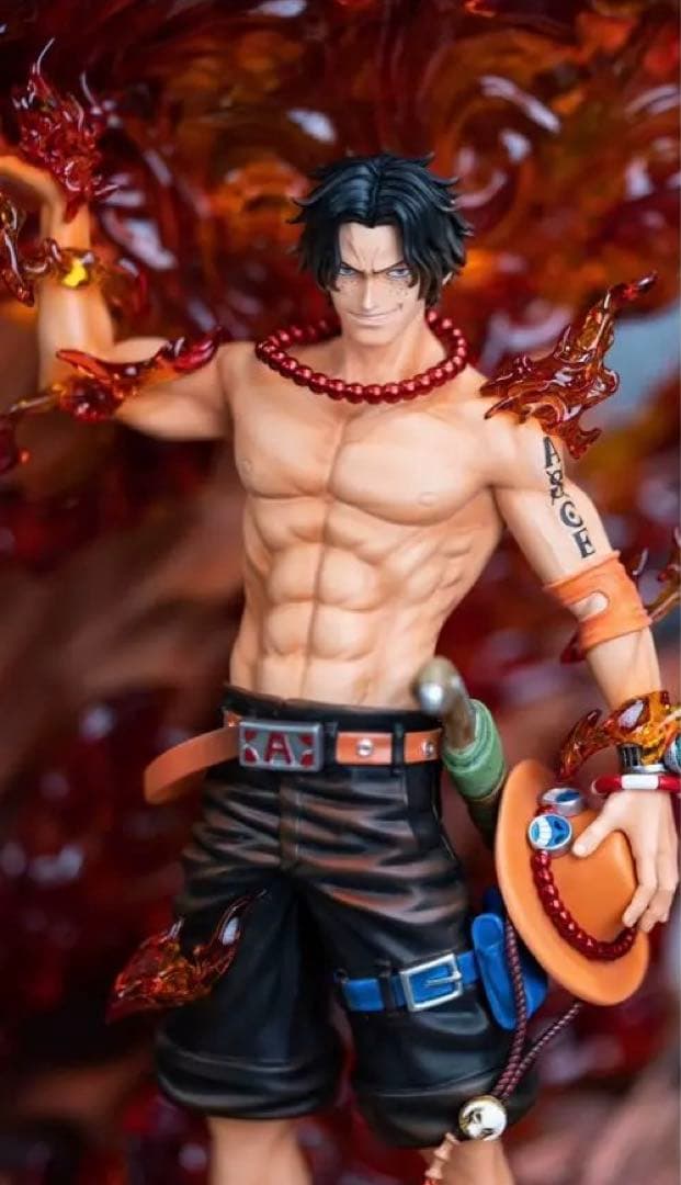 【新品】ワンピース エース 白ひげ海賊団 フィギュア ガレージキット