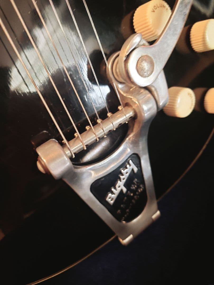 ⭐*♪様 【動画】Silver tone ビンテージ ギター セミアコ 62年製