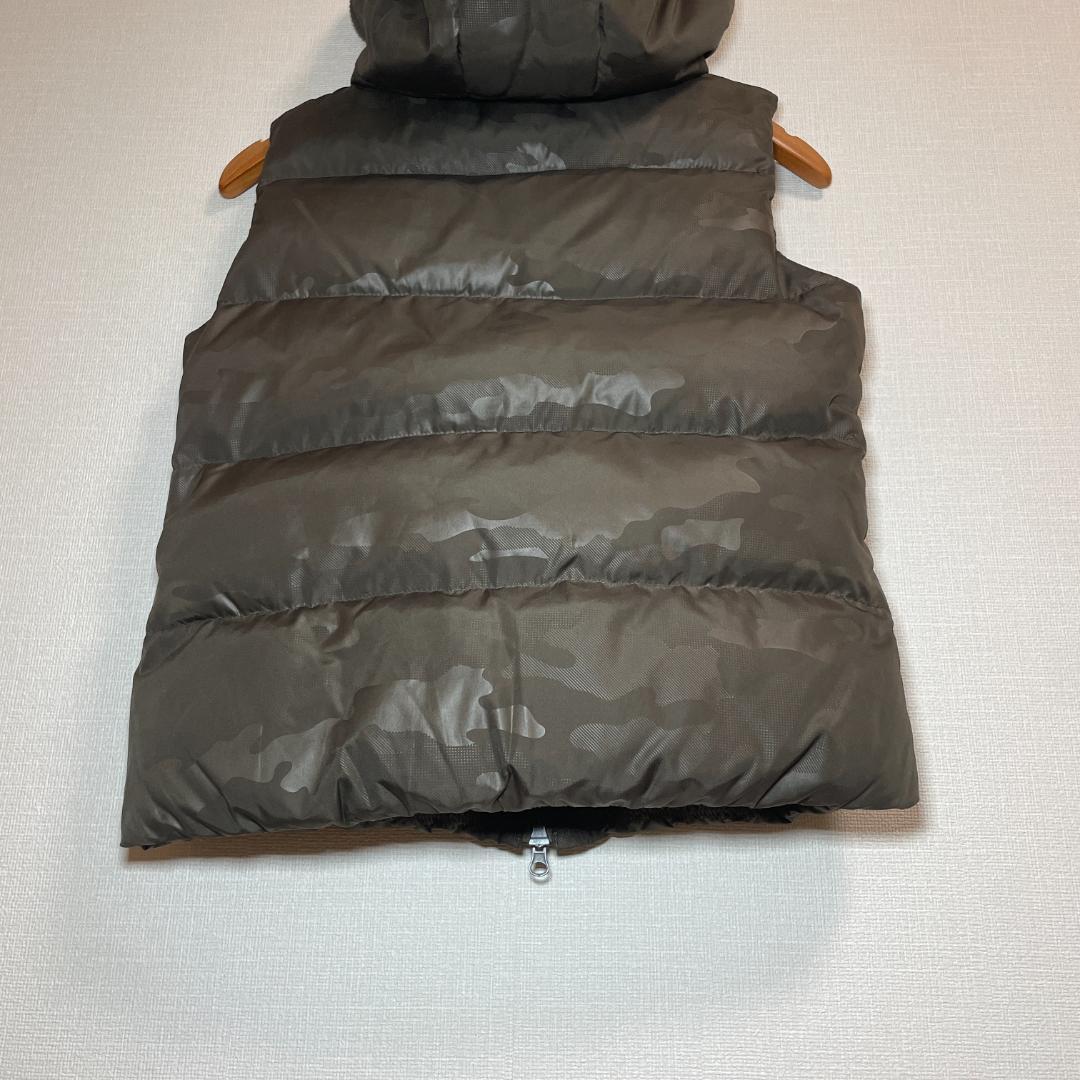 【美品】ムータマリン　ダウンベスト　迷彩　カモフラ　ロゴワッペン　M