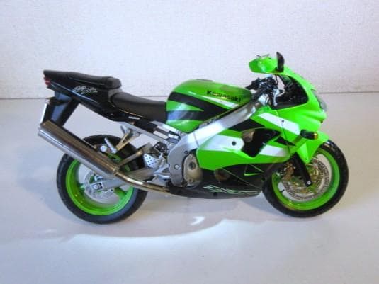 特価 MINICHAMPS (1/12) カワサキ Ninja ZX-9R