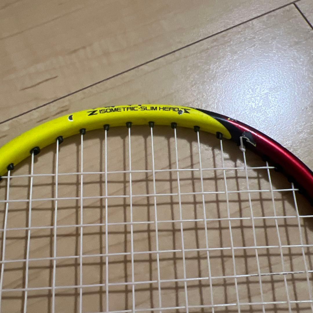 バドミントンラケット　アークセーバーzスラッシュ