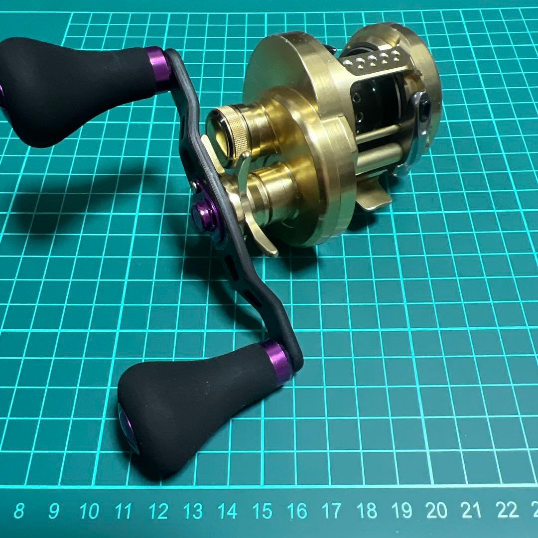 リール Shimano 15 Calcutta Conquest 200HG
