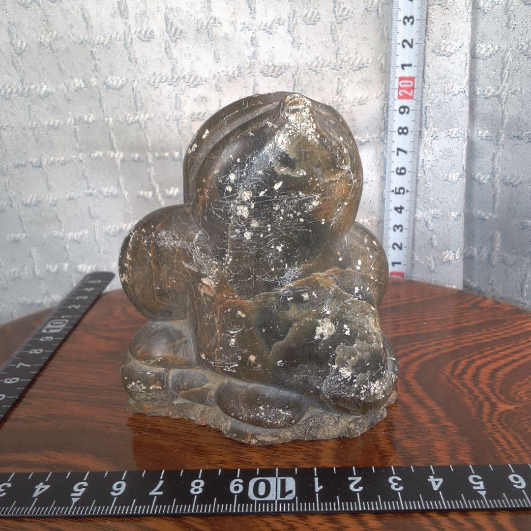 骨董５ イヌイット?黒色石製座仏像