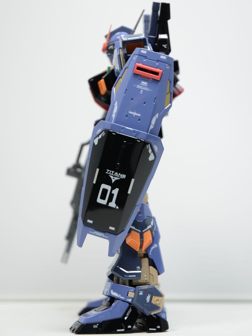 RG ガンダムマークII 塗装 完成品 バンダイ ガンプラ 1/144