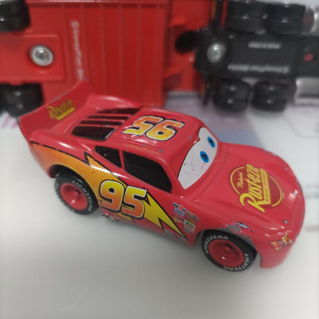希少ディズニーピクサー2006年初期モデルカーズ ライトニングマックイーンセット