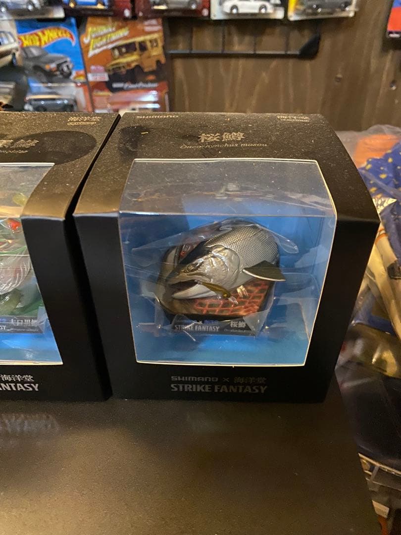 SHIMANO STRIKE FANTASY フィギュアセット