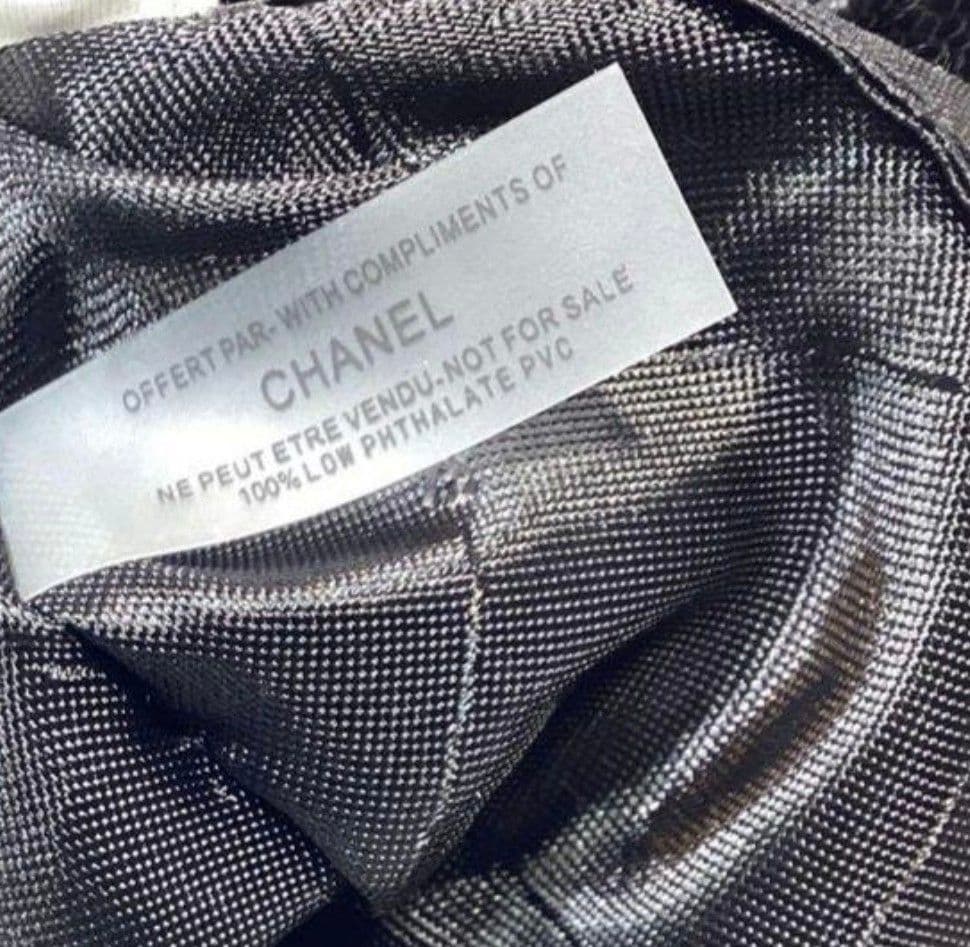 CHANEL（シャネル）ノベルティ チェーンショルダーバッグ