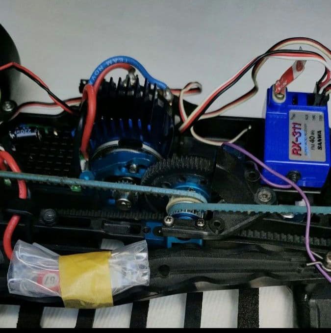 タミヤ ベルトドライブ4WD　TA05 シャーシ　メカ一式オープションパーツ付