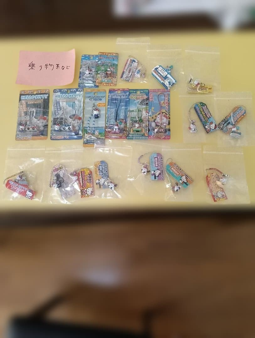 162個！ハローキティストラップ、ファスナーマスコット都道府県制覇３セット