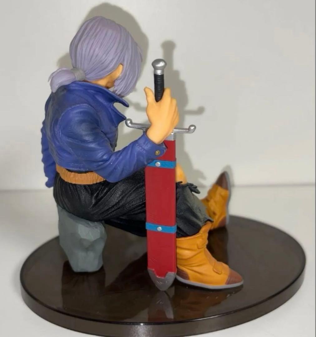 ドラゴンボール　未来トランクス　コレクションフィギュア　鳥山明