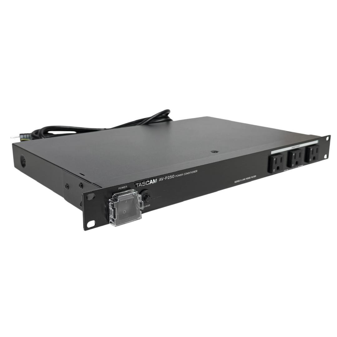 美品・TASCAM パワーディストリビューター/コンディショナー AV-P250