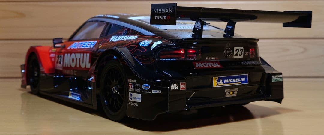 MOTUL AUTECH Z LEDライト付＆プロポバッテリー充電器完成品セット