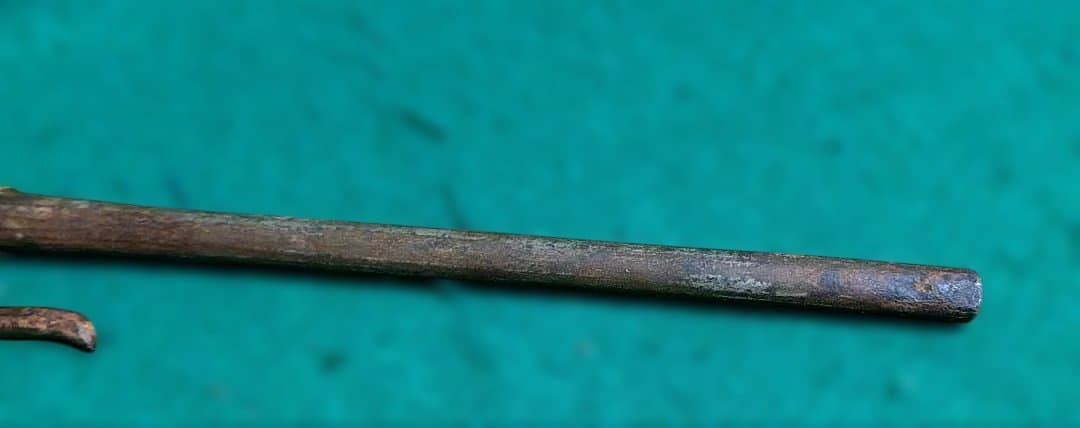 真鍮と鉄製のフック付き棒 　十手　時代物