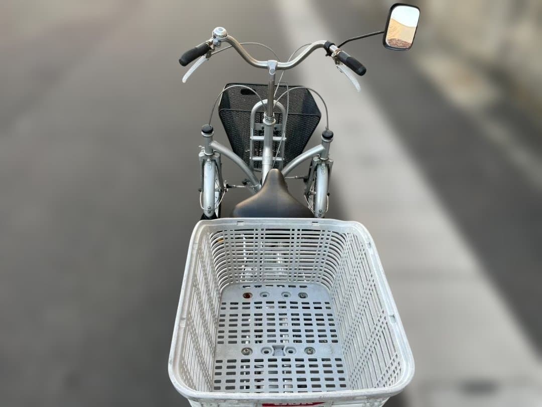 中古　大人用　三輪車　三輪自転車　ミンナ　ブリジストン