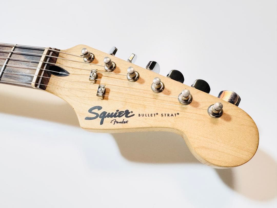 Squier Bullet Strat ストラトキャスター　エレキギター　黒