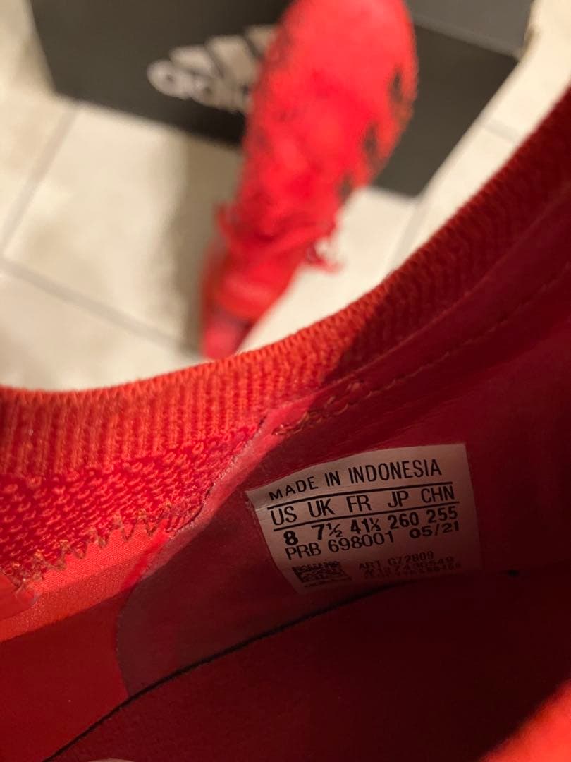 adidas Predator サッカーシューズ レッド