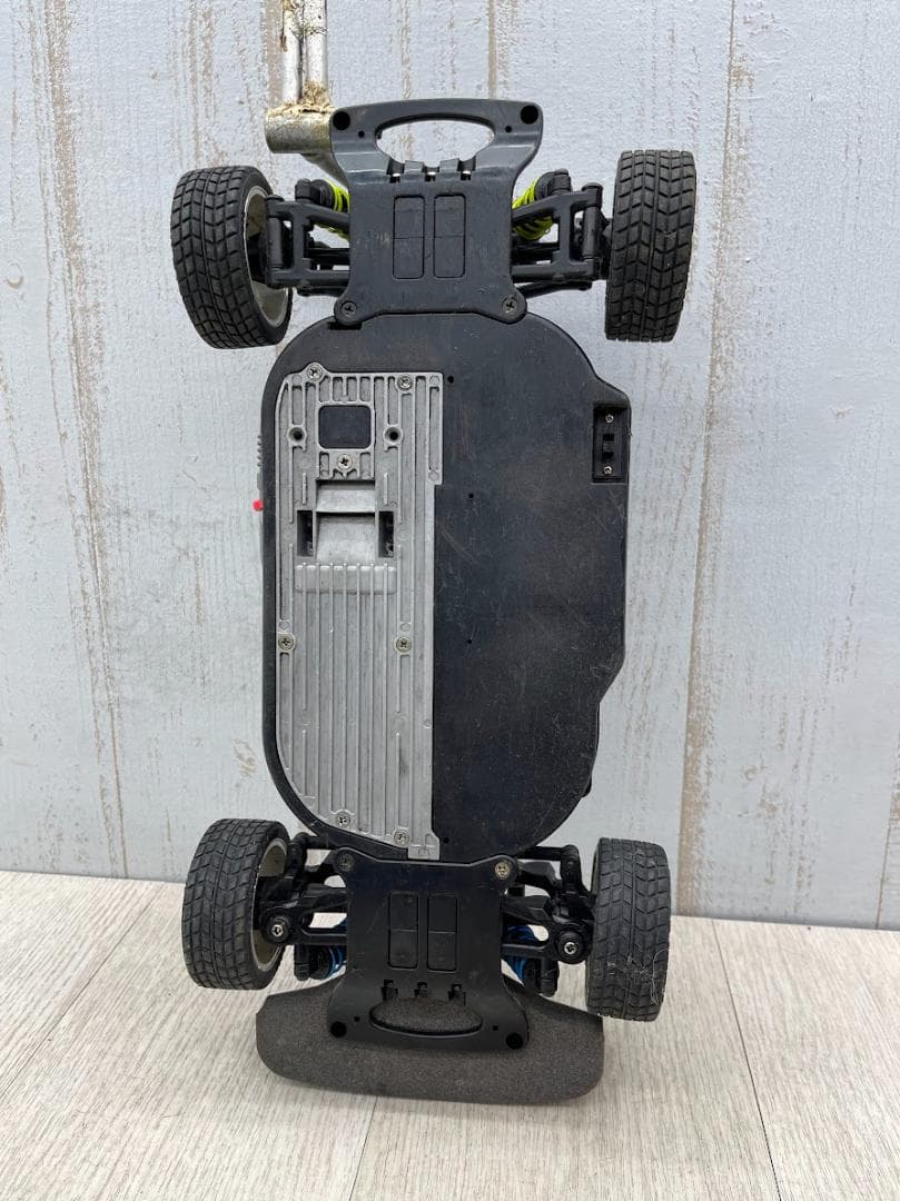 1/10 タミヤ エンジン ラジコンカー R34 GT-R TGS-Rシャーシ