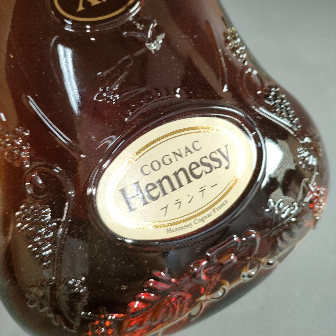 NANA/A1335-7/Hennesy/