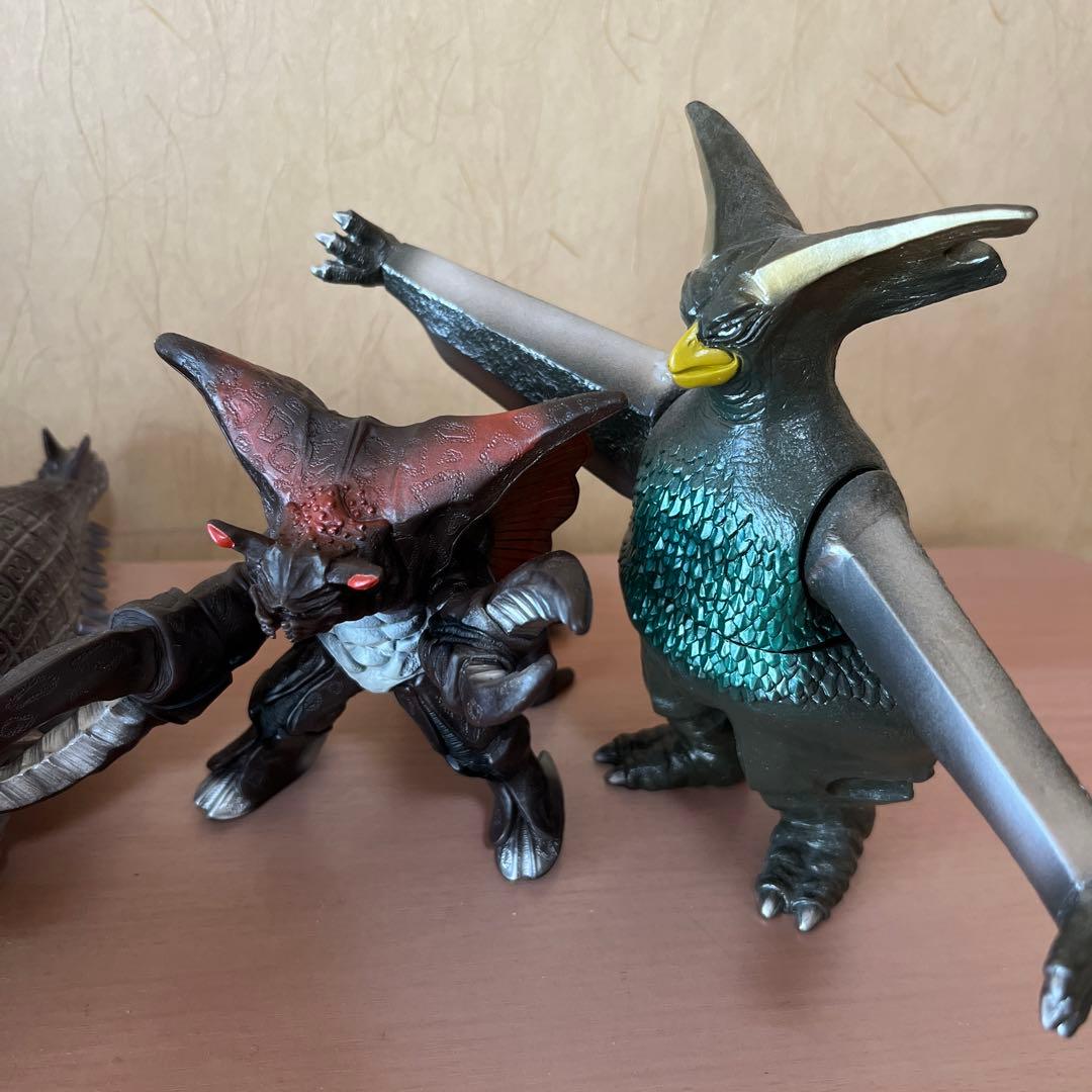 ウルトラ怪獣7体セット　パンドン、シュガロン、ガマクジラ、ギエロンなど
