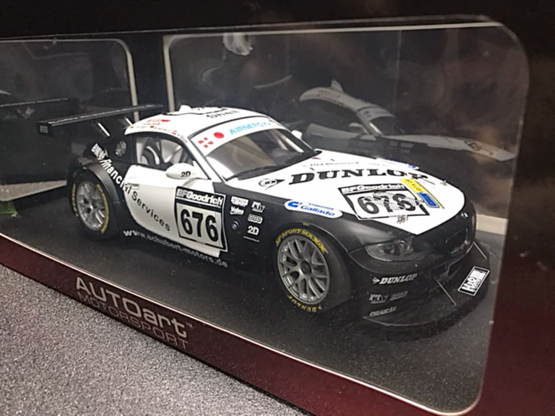 #オートアート AUTOart 1/18  Z4 クーペ シューベルト