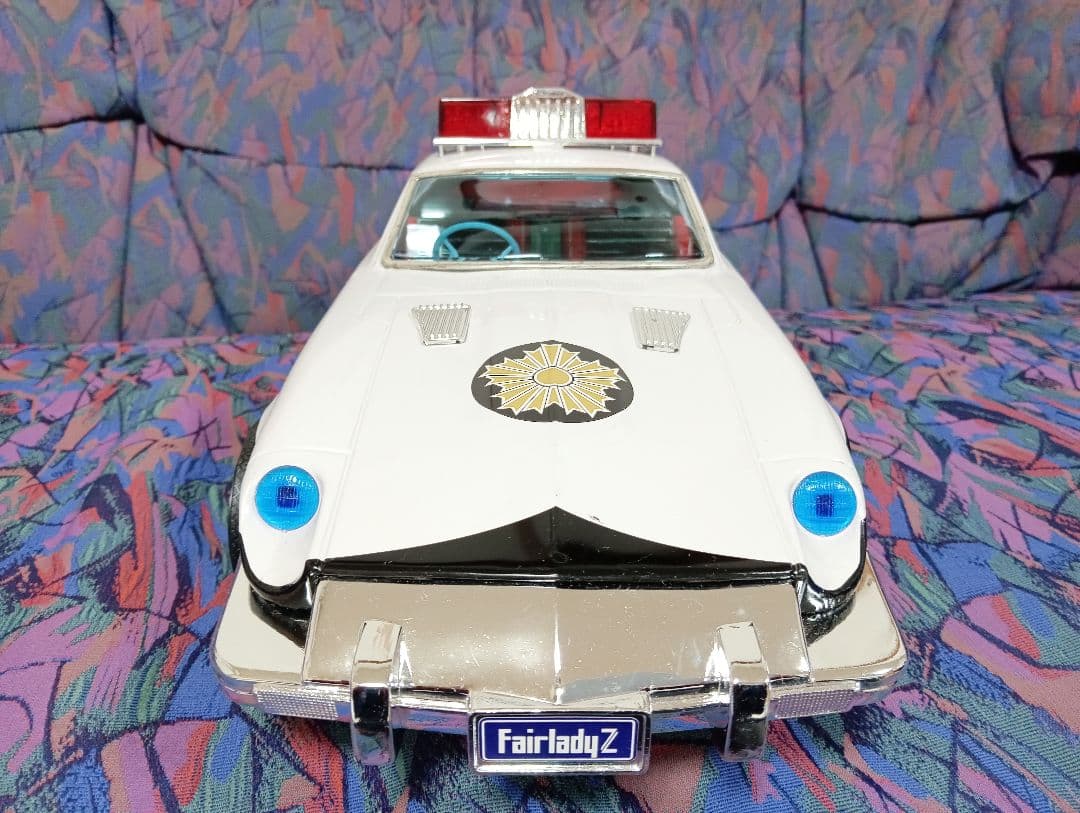希少イチコーのニッサン Fairlady Z パトロールカー未使用品 全長47㌢