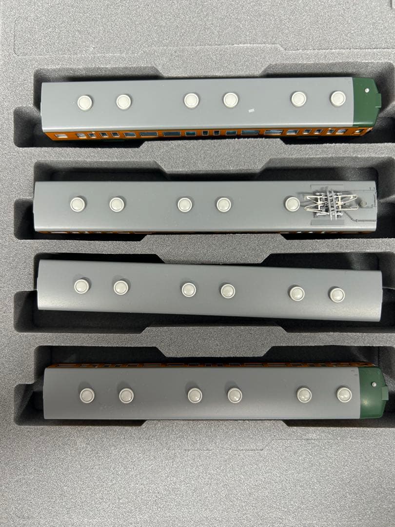 KATO 10-895 111系 0番台 湖南色4両附属編成セット（ケース別物）