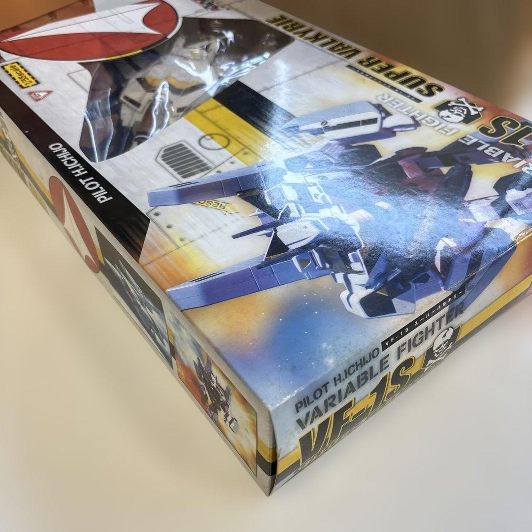 ロボット VF-1S SUPER VALKYRIE BANDAI