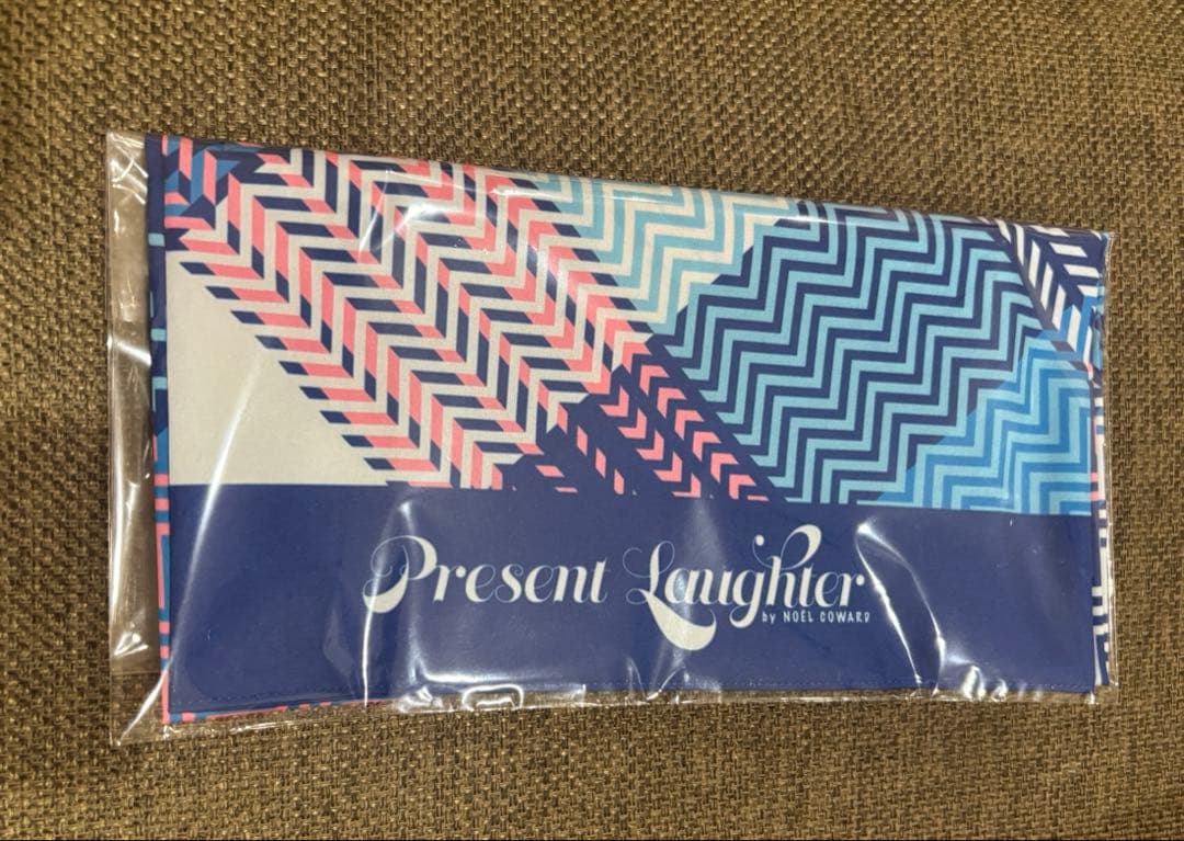プレゼントラフター　スカーフ