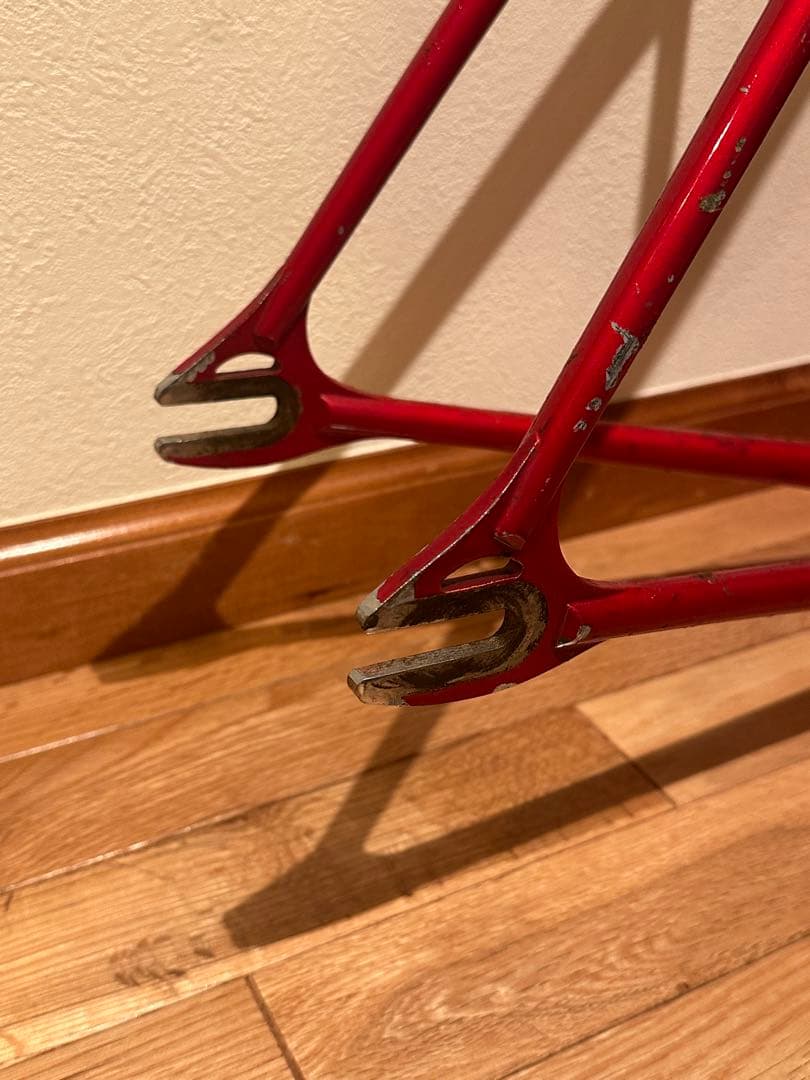 NJS ピストフレーム