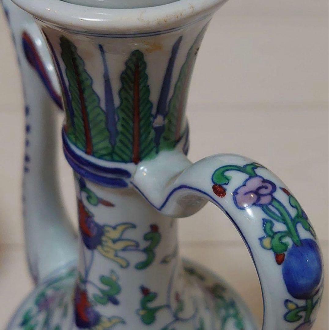ドラゴン装飾の中国風陶器ポット