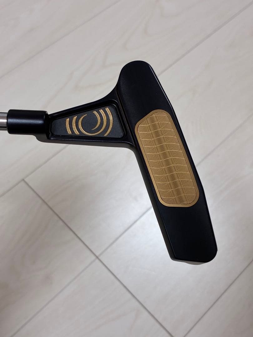 開封のみ)オデッセイai one milled one tri-beam パター