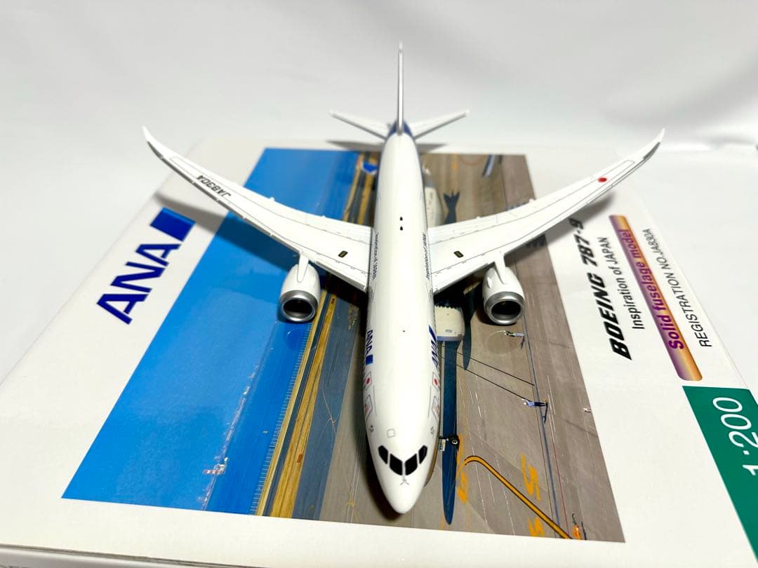 全日空商事 1/200 ANA 787-9 NH20068