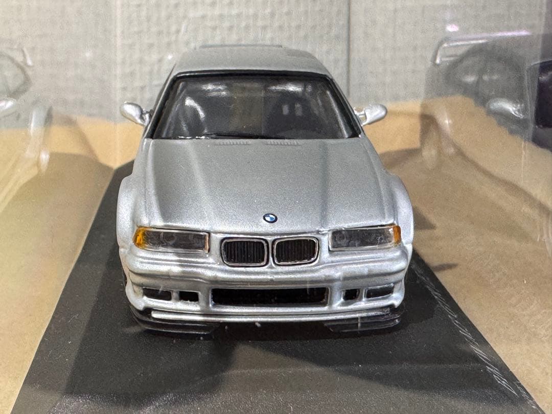ミニチャンプス、 M3 GTR (E36) 1993 シルバー ミニカー