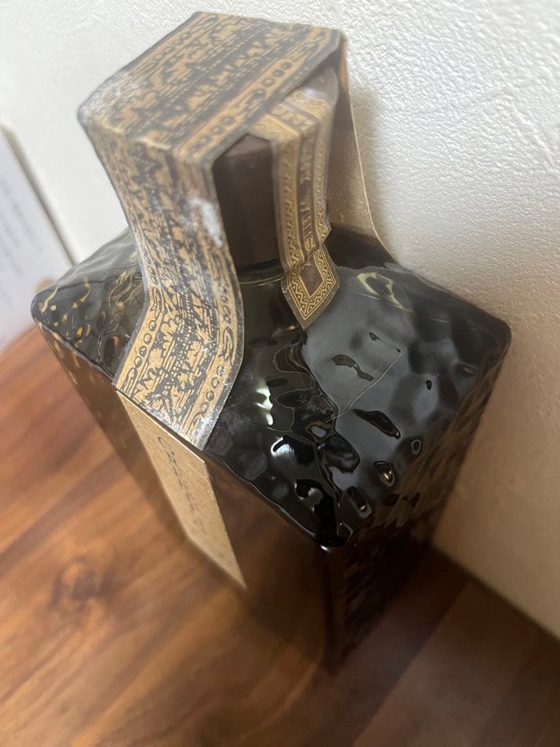 Suntory Greeting ウイスキー 750ml