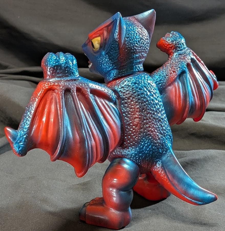 ギャオス（マルサン）電撃怪獣大作戦ソフビフィギュア