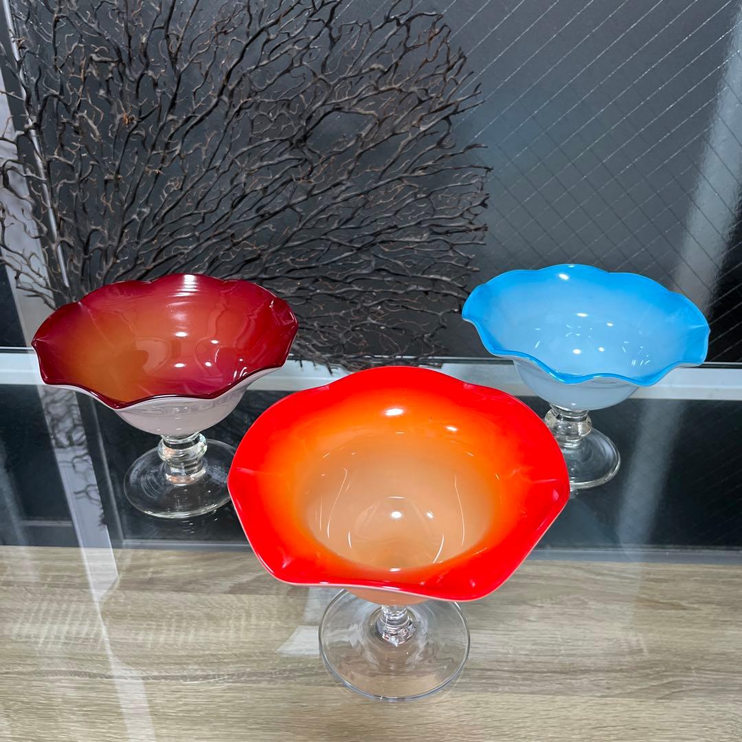 骨董　時代　２色バイカラーフリル 乳白色ガラス　橙色　脚付コンポート　菓子器