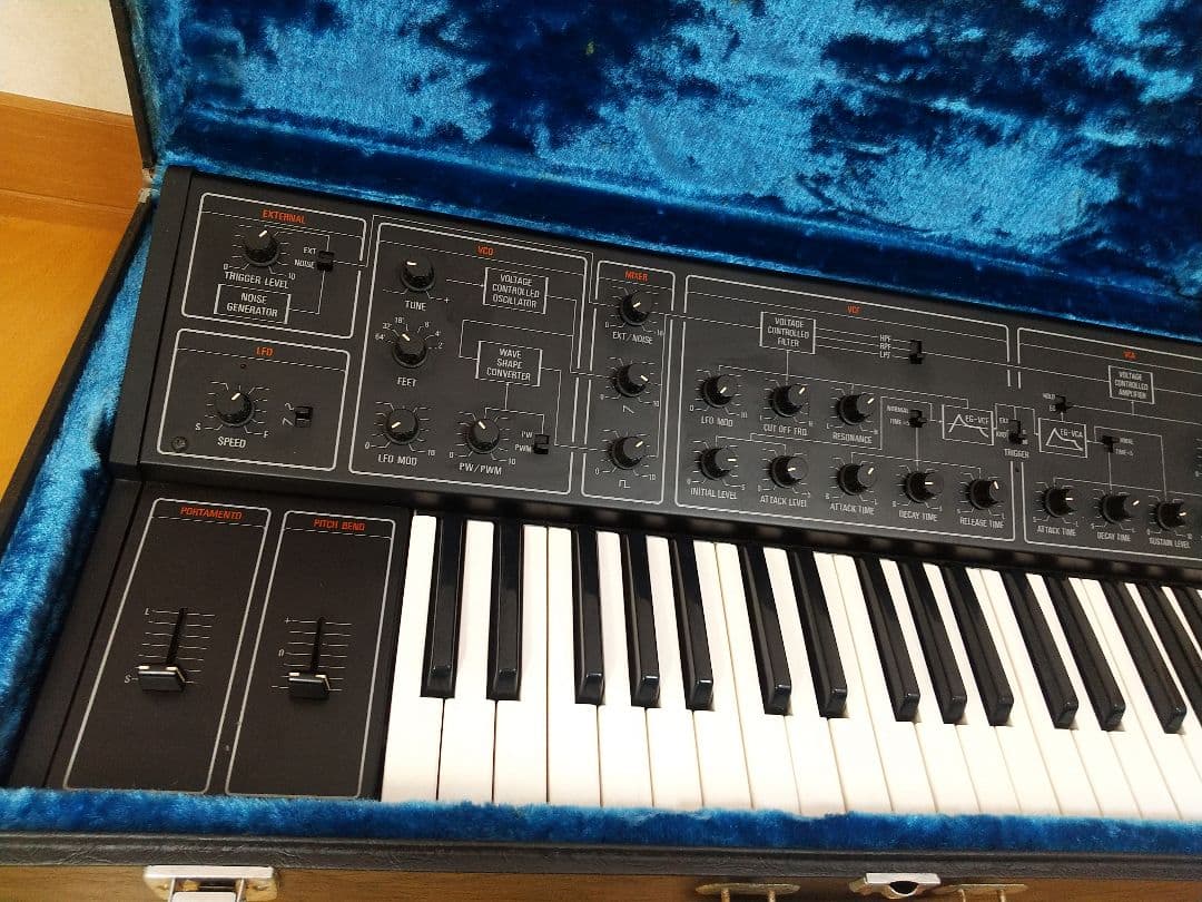 【廃盤】希少 YAMAHA CS-10 アナログ シンセサイザー ハードケース付